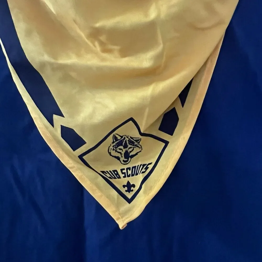 Boy Scouts of America Button Up Blue Uniform Top Patches Neckerchief Boys Size L